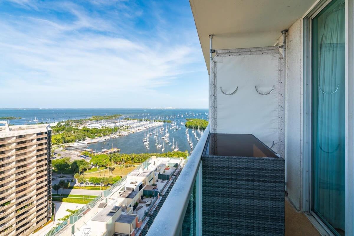 City View Balcony Steps From Restaurants, Peacock Park & Marina Маямі Екстер'єр фото